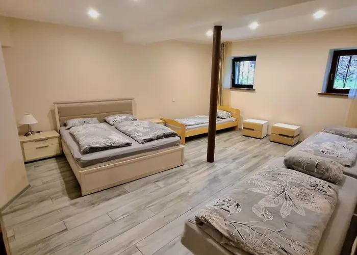 Apartment Spacious In The Quiet Center